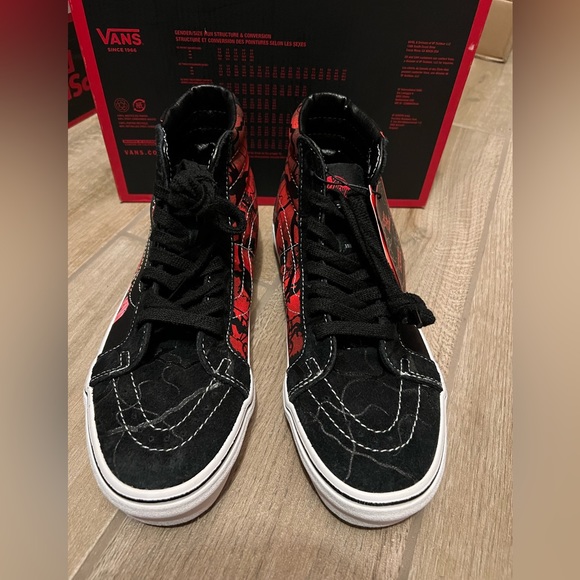 Vans X Stranger Things Sk8 Hi 7.5, 9, 9.5, 11.5 - Picture 3 of 12